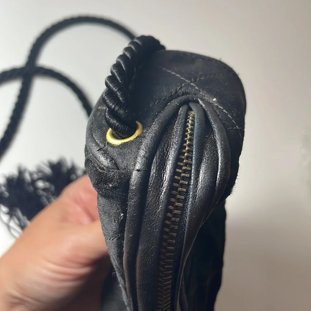 AUTHENTIC VINTAGE CHANEL CROSS BODY POUCH SATIN BLACK TASSLE - Picture 4 of 15